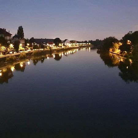 Ap101 Disneyland A 15 Min En Voiture, Lagny Au Coeur De Centre Ville, 30 Min A Paris En Voiture מראה חיצוני תמונה